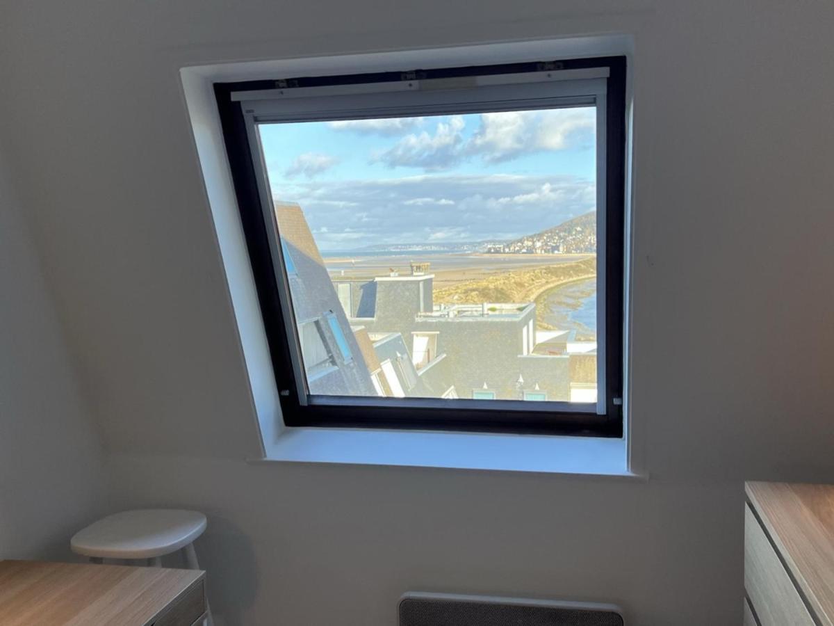 Appartement 2 Pieces Cabourg Avec Balcon, Ascenseur Et Vue Mer - Fr-1-487-335 Exteriör bild
